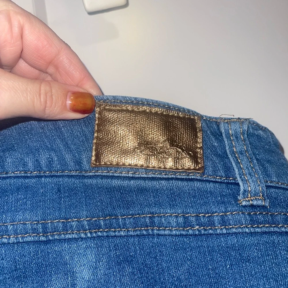 One 5 One Woman Distressed Denim Shorts 18W Raw Hem Stretch - Picture 7 of 7